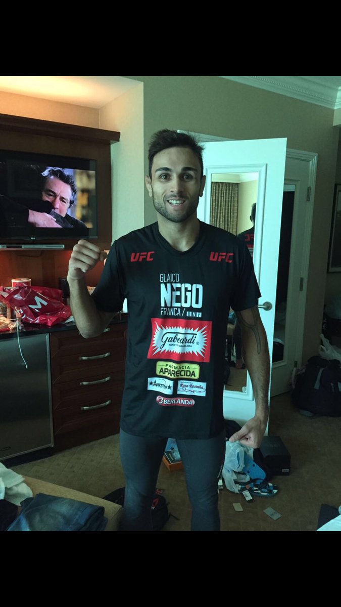 glaico_franca's tweet photo. I Am a positive guy, but you need to listen your body, man I'm not a 155er I'm a monster at 170lbs #Illcomeback https://t.co/ZxgMaosQLz