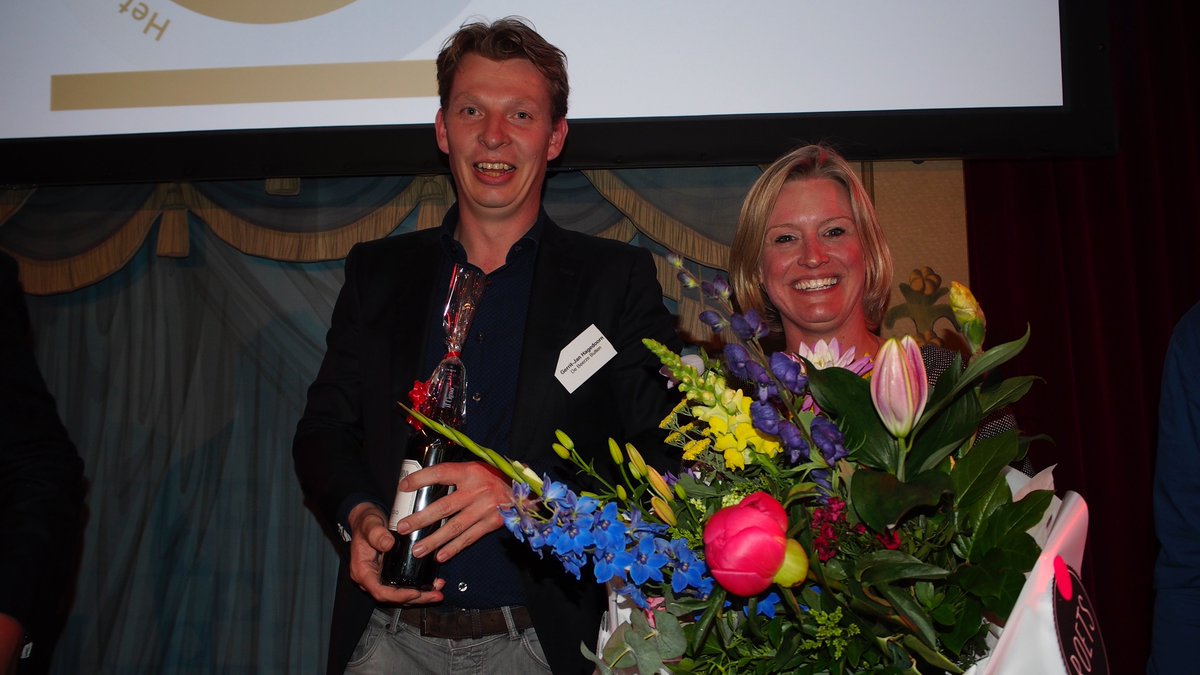 Beerze Bulten verkozen tot Vakantiepark v/d Toekomst! Gerrit-Jan en Johanneke Hagedoorn namen de prijs in ontvangst: beerzebulten.nl/toekomst