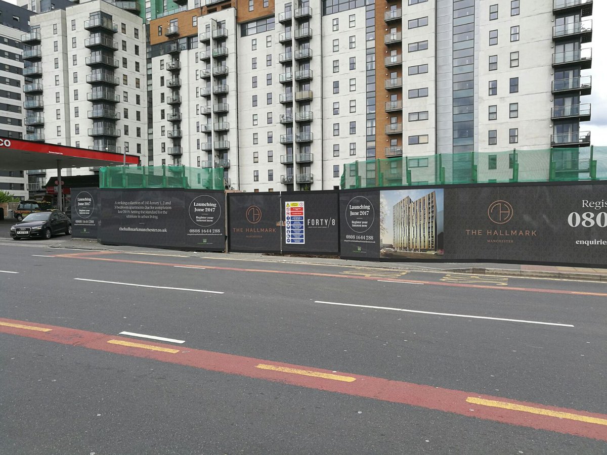 SignworldGroup's tweet image. We've been busy this week installing a huge 70 metres of hoarding in Manchester city centre. Another great job by the team!