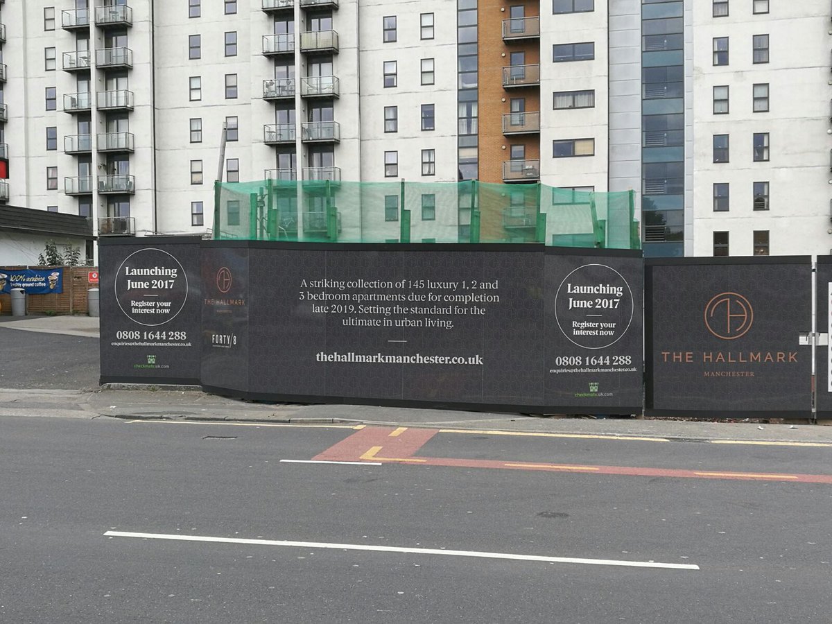 SignworldGroup's tweet image. We've been busy this week installing a huge 70 metres of hoarding in Manchester city centre. Another great job by the team!