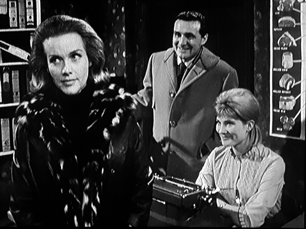 AvengersTvShow's tweet photo. STEED: Mrs Gale is a vegetarian
MISS BRISKET: Oh dear!
STEED: The delights of modern butchery have little appeal for her
#TheOutsideInMan https://t.co/RWhmmzUhLn