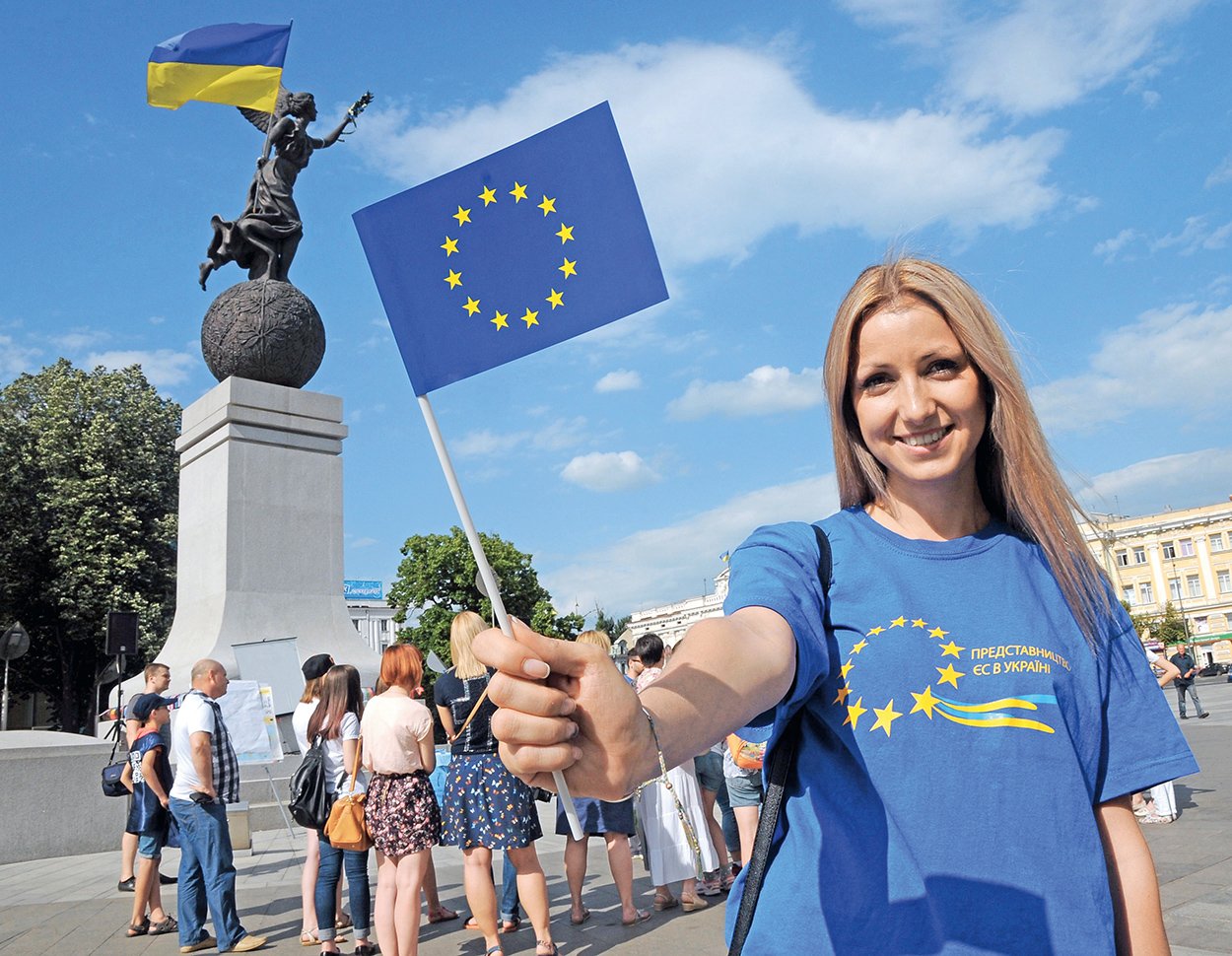 DB51Ur4XoAICdhE.jpg:large