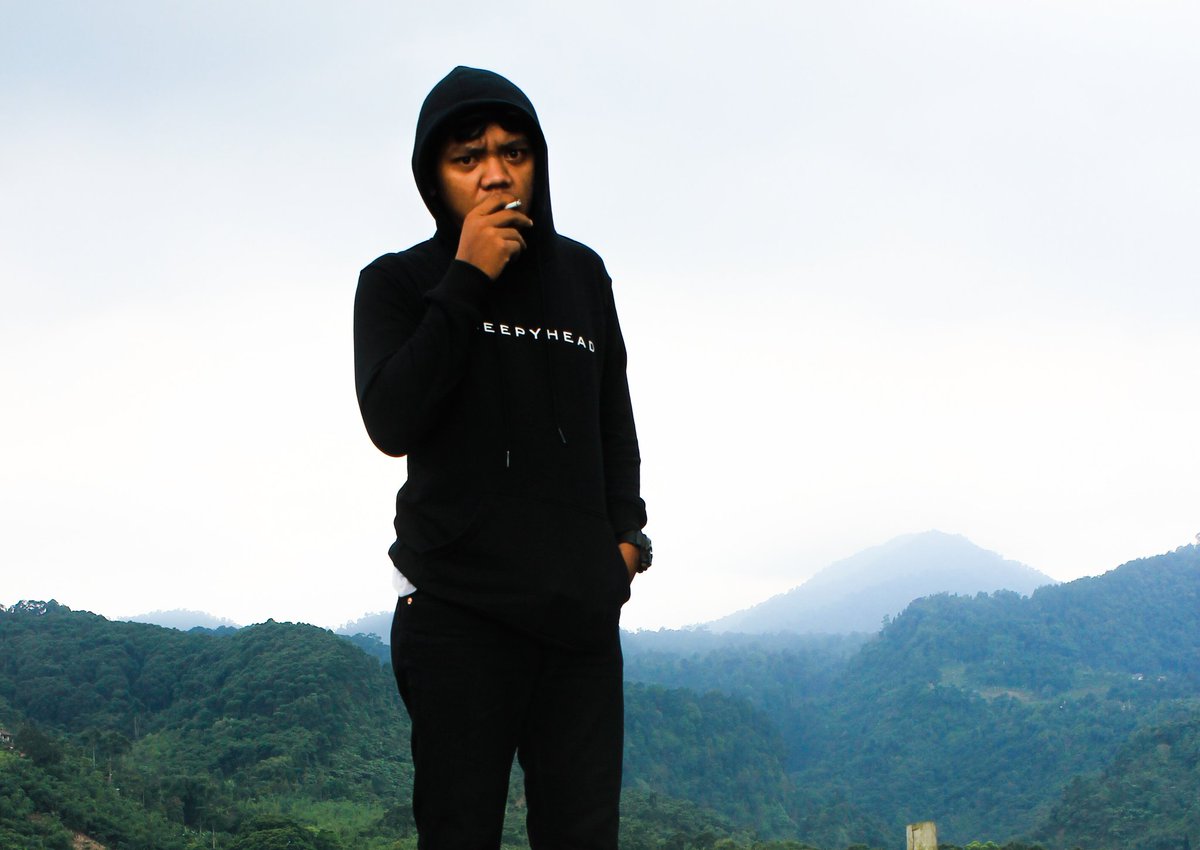 Salah satu medsos gue sering di blokir loh sama perempuan hits kenapa ya , ada salah ?