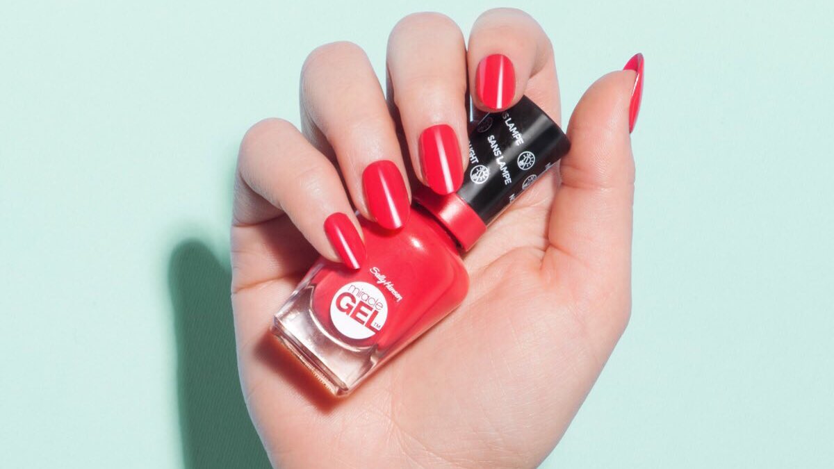 Chasing the summer heat? 🌴☀️ Get a chance to WIN a trip for 2 worth of $2,000 to CUBA with #MiracleGel. 🌺 link in bio! *Canada Only*