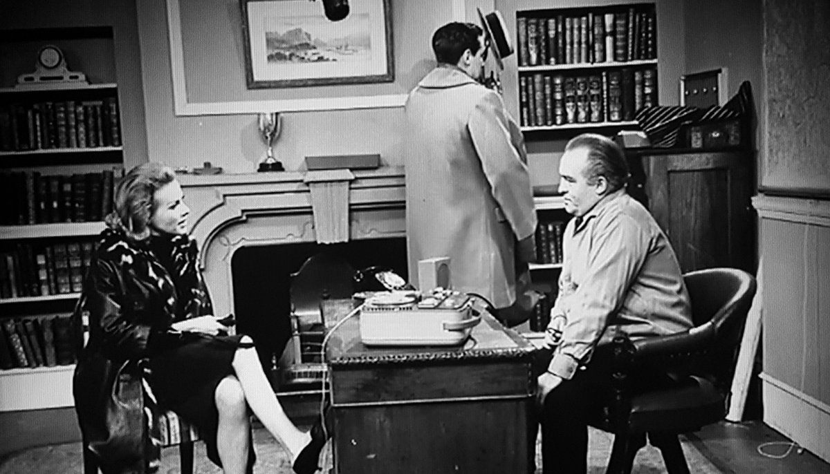 AvengersTvShow's tweet photo. Steed tried to covertly relieve himself in #Quilpie's hatstand... #TheOutsideInMan https://t.co/DV6iQeYt6y