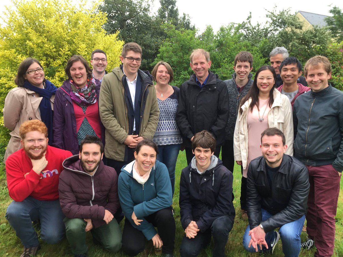 Fin de campagne pour ce premier tour. Merci à tous, rendez-vous dimanche ! #bleunven2017 #circo2903 bleunven2017.fr/photos