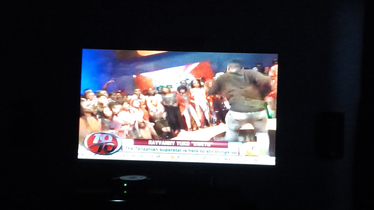 EdstonLounge's tweet photo. #10over10 @citizentvkenya  good stuff @BebeCoolUG https://t.co/GD09eY5Nrs