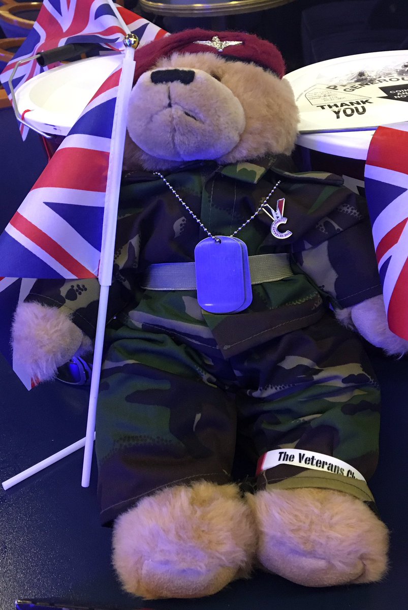 FredVCBear's tweet photo. I've had an amazing time in Normandy meeting legends and seeing some fab sights. Now it's time to head home for some rest! #FredBear https://t.co/tQe5yK6qMw