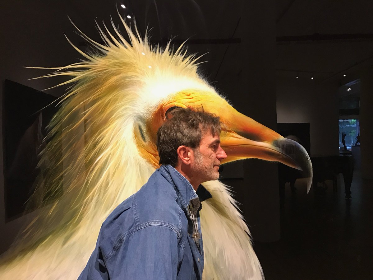 MeiselGallery's tweet image. "Punk Rocker II" or 2 punk rockers? 😉 Peter Maier "Portaits" is only on view for a few more weeks! #photorealism #hyperrealism #animals #NYC