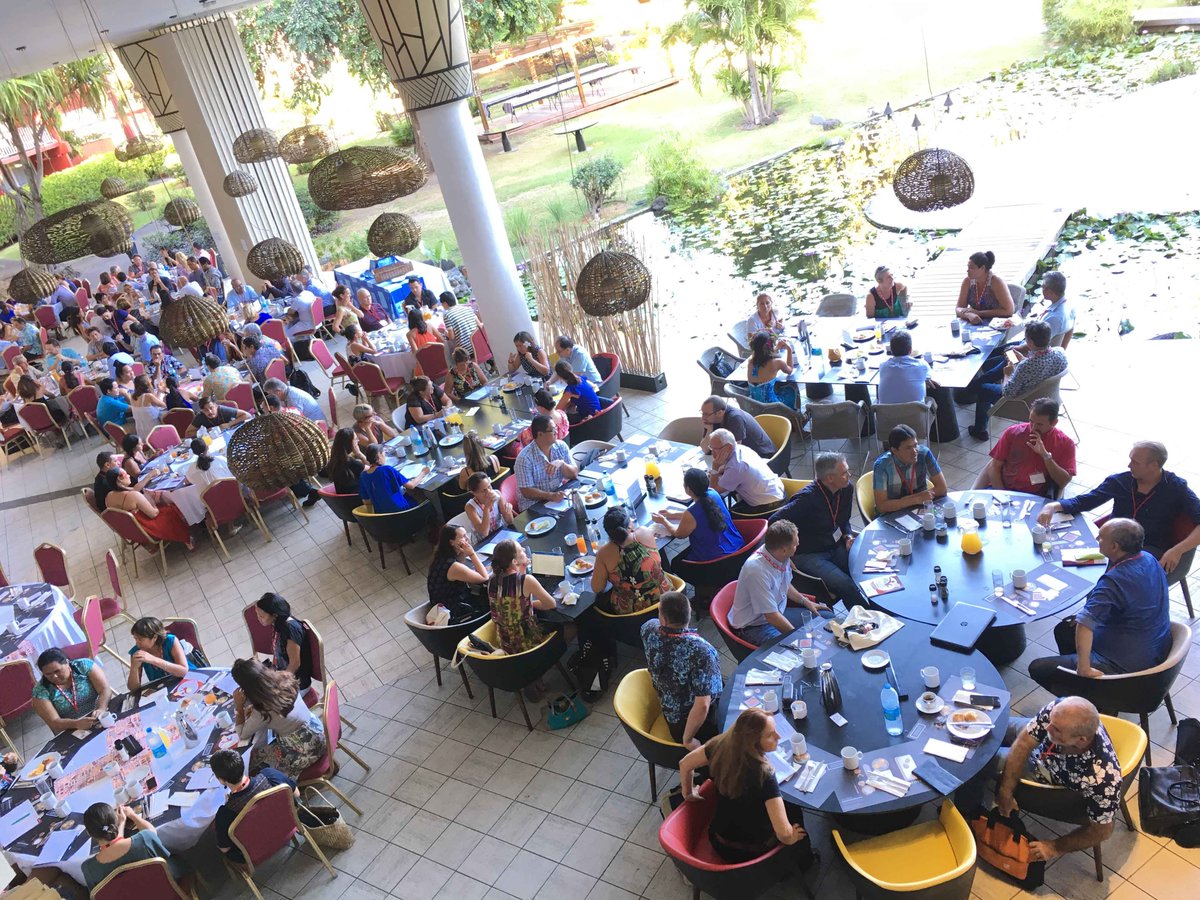 Plus de 180 dirigeants et gestionnaires #RessourcesHumaines, 15 #TablesRondes, 120 minutes de débats... #CongrèsMRHTahiti #RH #Management