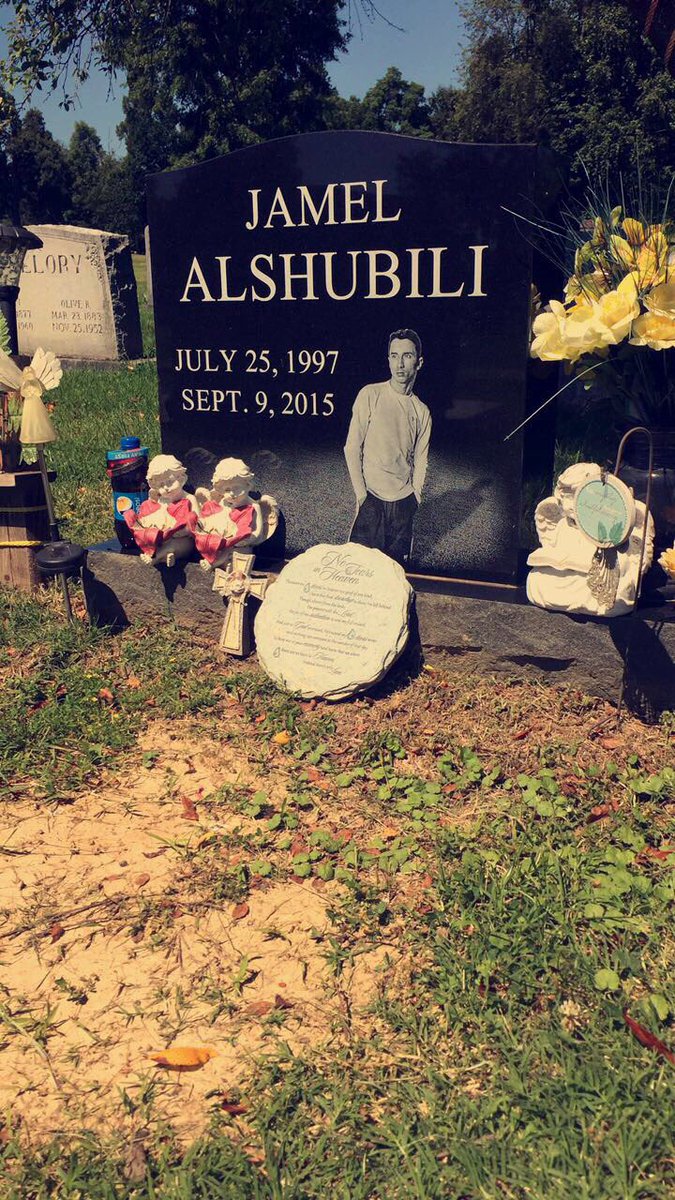 coneytheking's tweet photo. #flyhighjamel a year and 9 months later still gotta come see you ✊🏽🙏🏽❤️ https://t.co/uA0NXkENTq