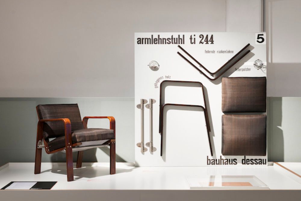Plaid and Stefi Orazi Studio share the story behind their design for Craft Becomes Modern: Bauhaus in the Making buff.ly/2s3GTLf