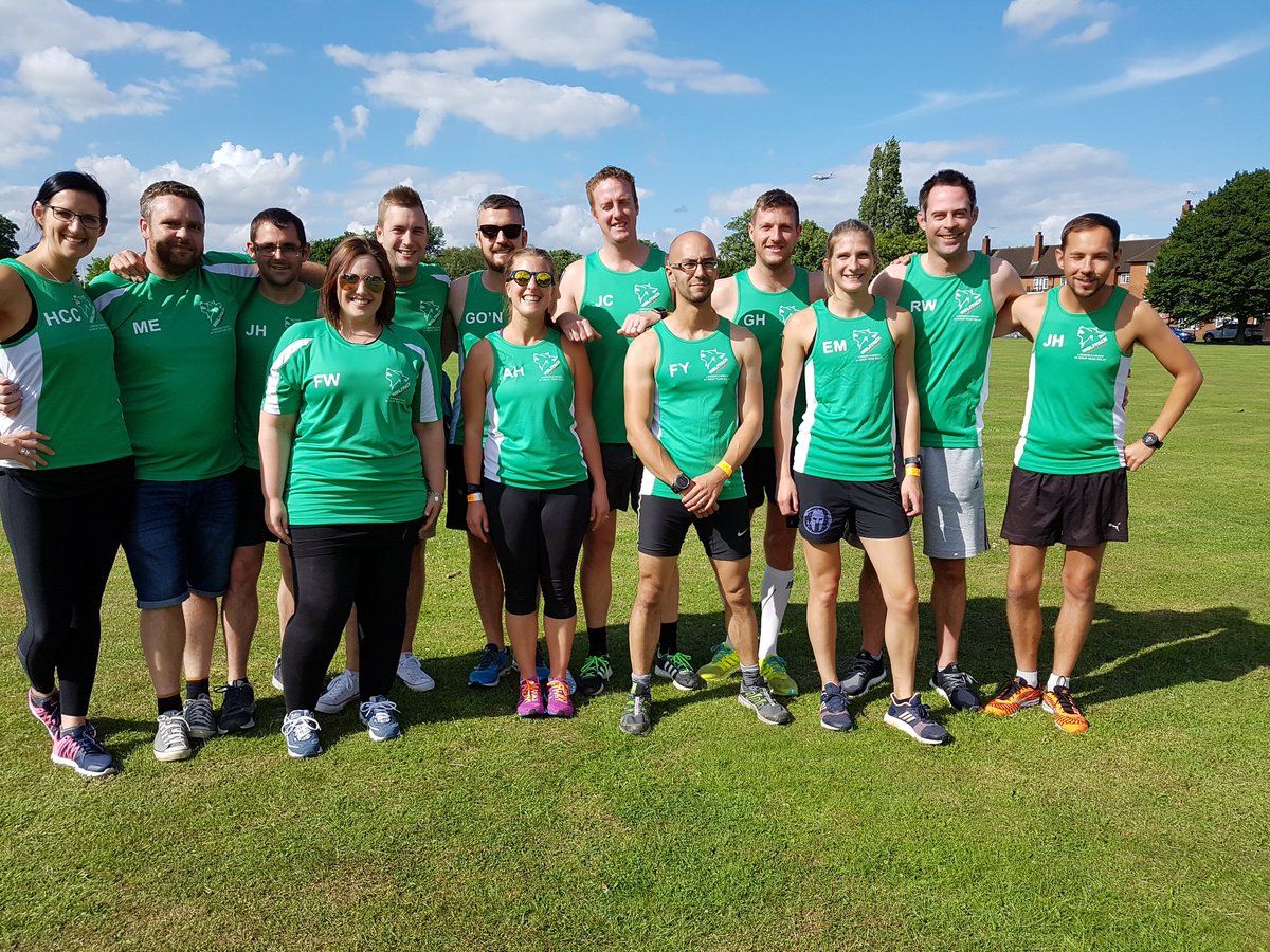 helencorsi1's tweet photo. Let's did this... #londoncardiff24 #slaughteredlambs #wolfpackrunning https://t.co/4BXi93UG2i