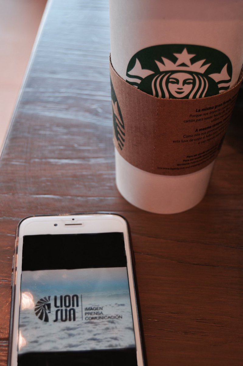 LionSunOk's tweet photo. 🔛Otra gran semana de trabajo en @LionSunOk 📲
@Starbucks @StarbucksAr 
#marketing #entrepreneur #inspiration #working #starbucks #friday https://t.co/JRVH8qtccJ