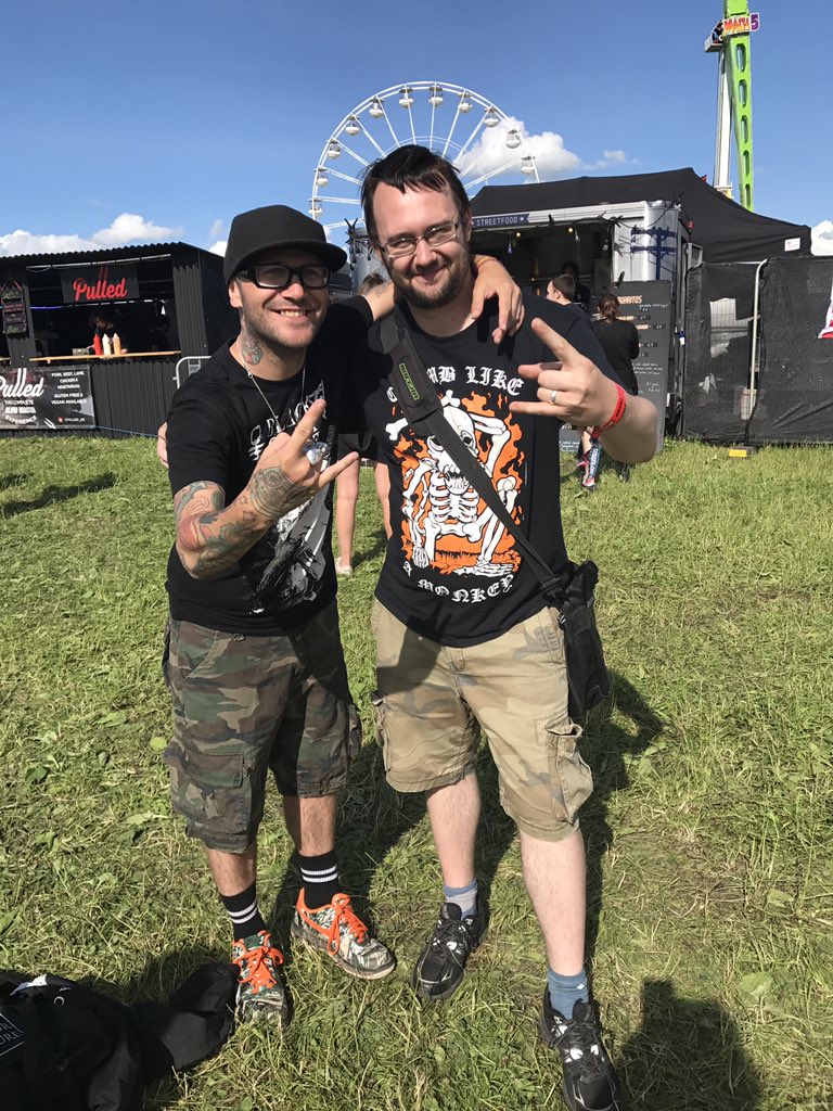craighmandy's tweet photo. Just met the man, the myth, the legend, that is @Beez_says at @DownloadFest @NotMetalPod #supportwhatyoulove Now to find Bimsy! #nowetsocks https://t.co/dkdIPET8dZ