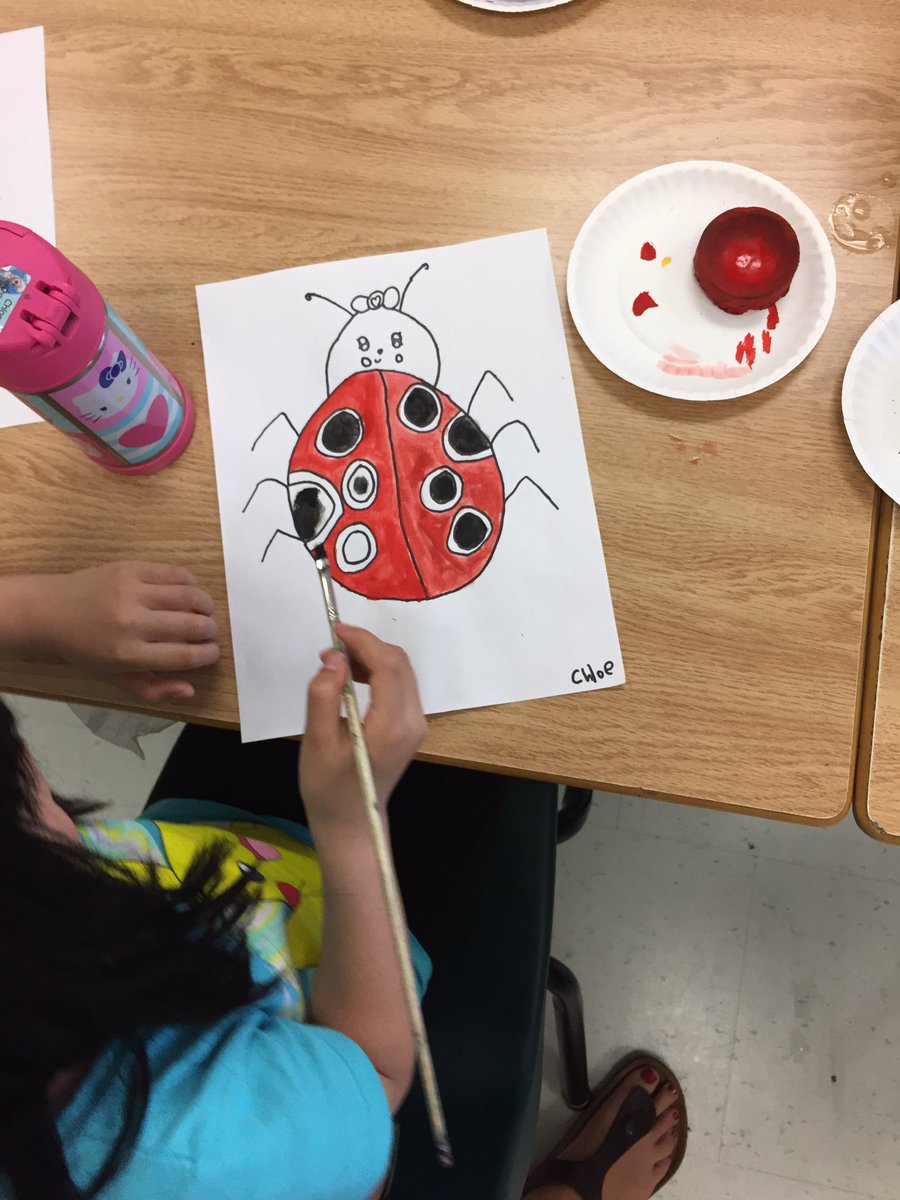 newsfromK124's tweet photo. Painting our imaginary insects with vibrant colours! #podart #podscience #podmath https://t.co/BNlaerddhH