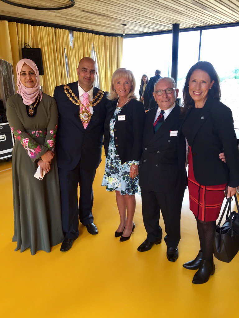 Privilege to be @maggiesoldham with the #MayorOfOldham @OldhamCouncil @Debbie_abrahams (congrats) #SirNormanStoller