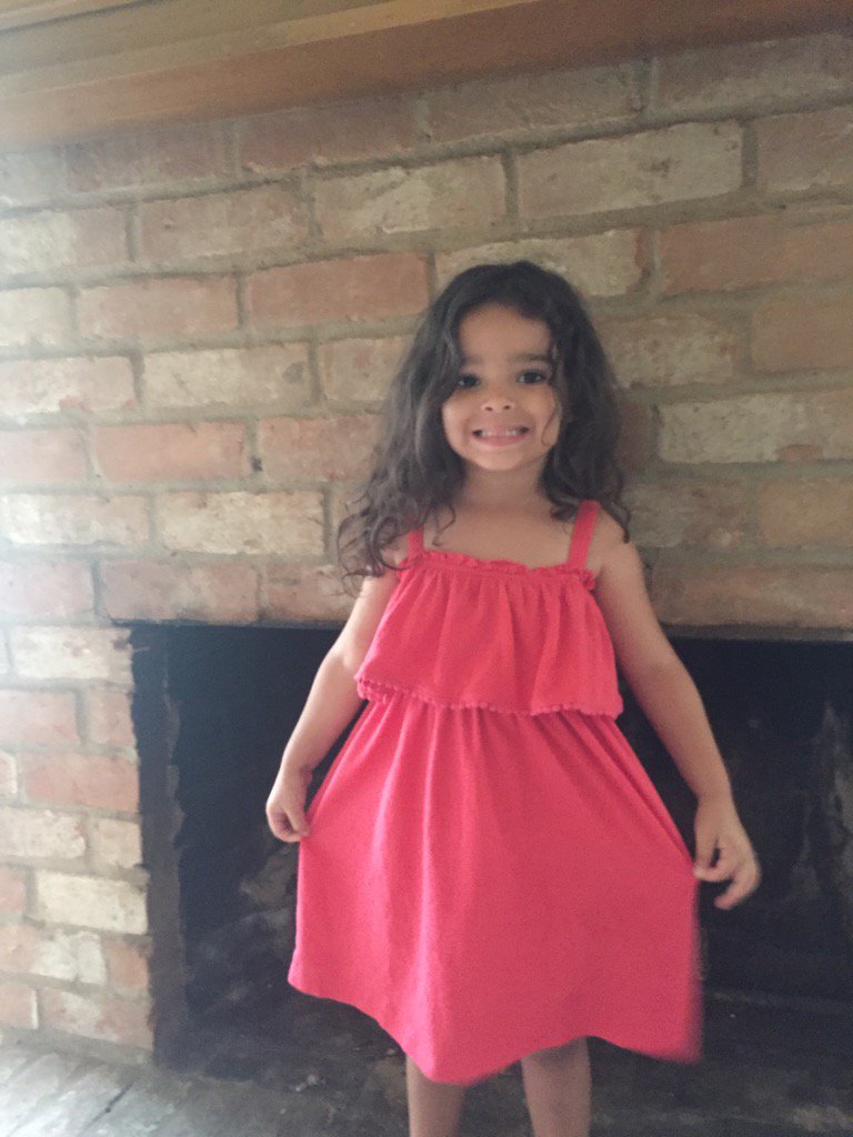 MariaGo58463876's tweet image. My sweet Sissy