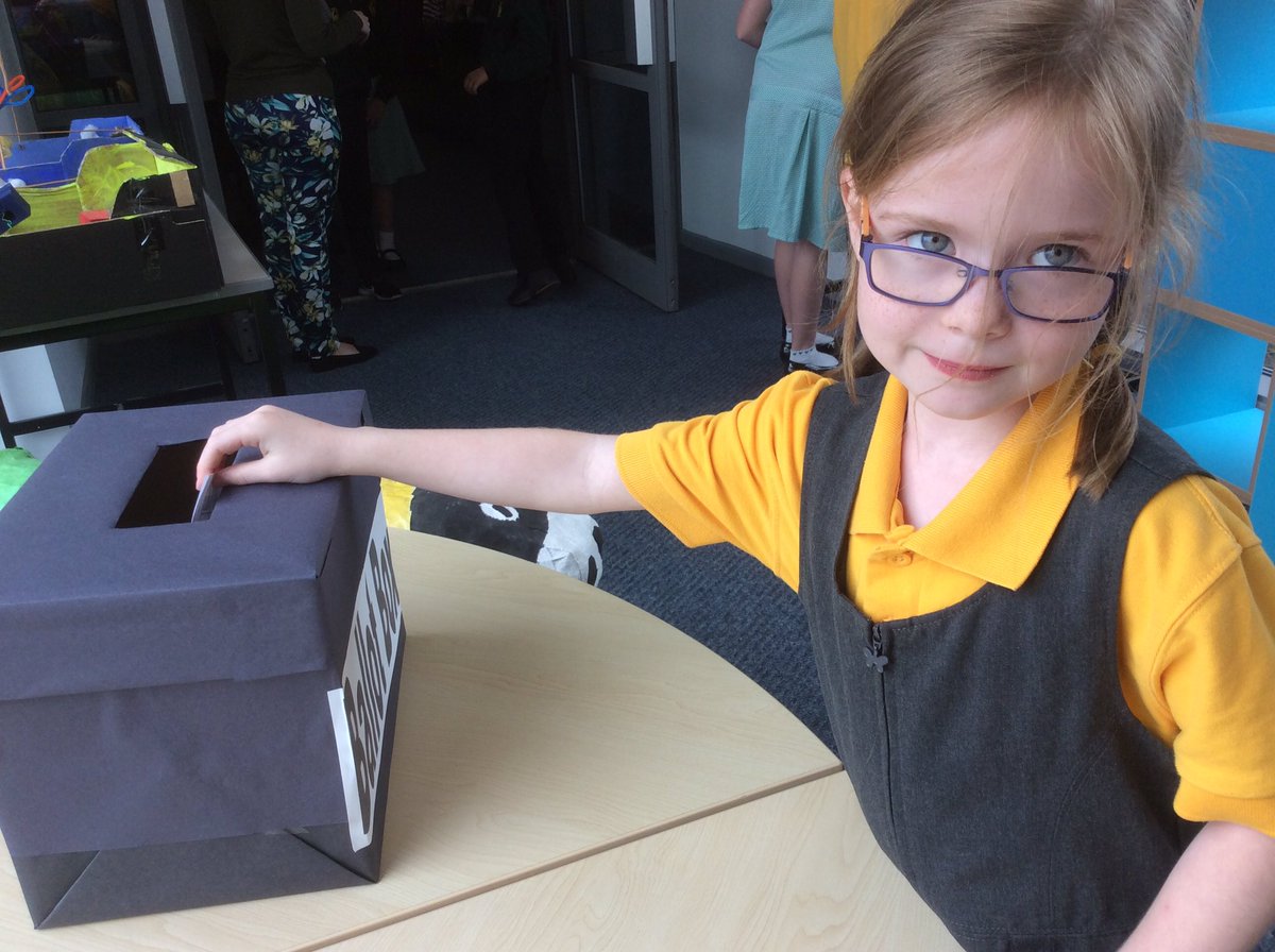 WoodpeckersMPS's tweet photo. Casting our votes! #minielection #Election2017 #BritishValues #democracy https://t.co/s5IImv8uLQ