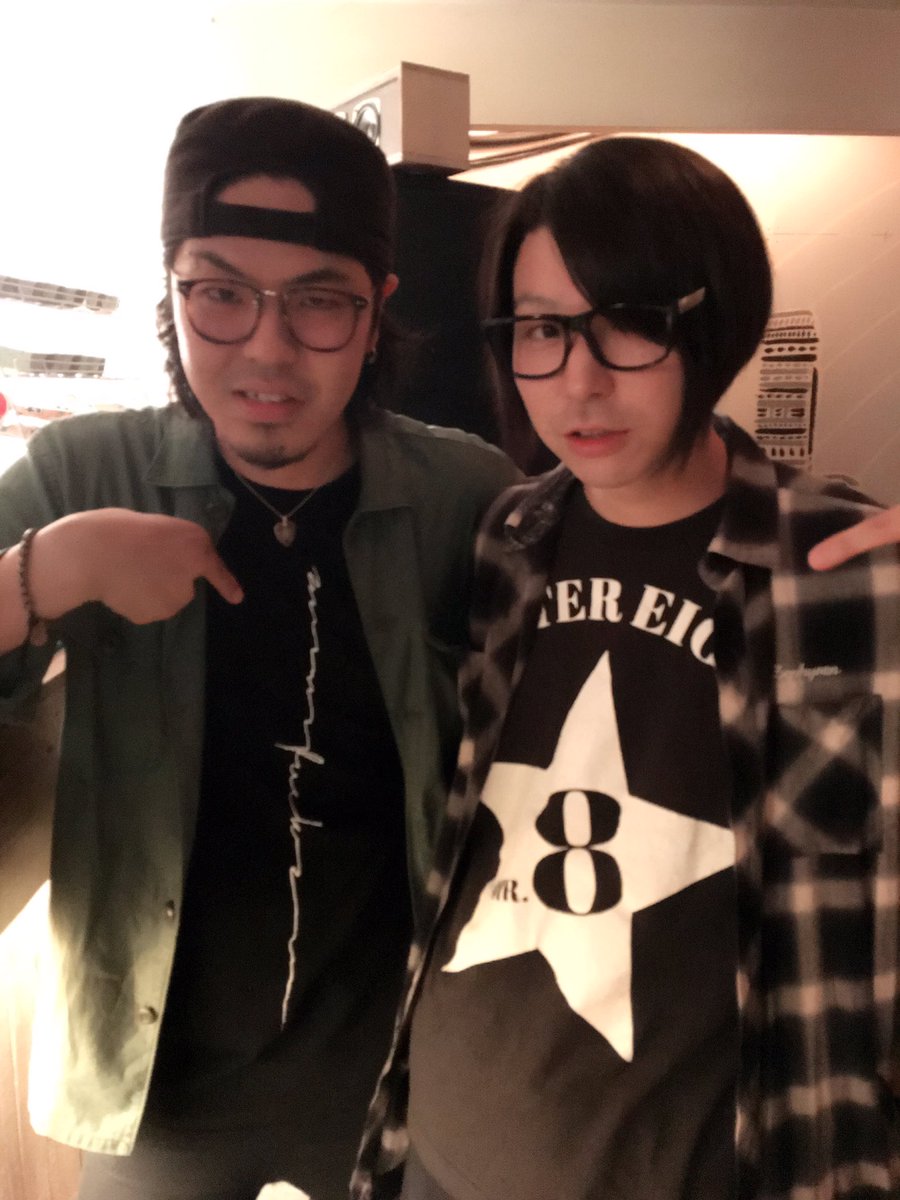 MITU_Twilight's tweet photo. 新宿ー！愁さんと( ⸝⸝•ᴗ•⸝⸝ )੭⁾⁾

DJ陣の選曲が最高すぎて死ぬ！

#tmcs #kvn 
#bomtrack https://t.co/QhS7cH2J1R