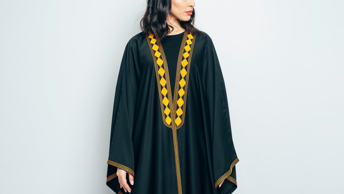ShehanaDesigns's tweet photo. #style is very personal,.it has nothing to do with fashion,fashion is over quickly style is forever 
#shehana #Summer #Spring #abaya #trend https://t.co/8AyN4Ik5Qb