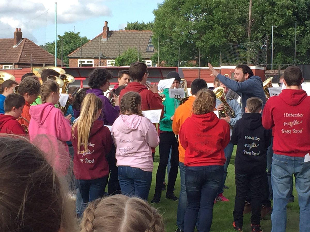 HattersleyBrass's tweet photo. #whitfriday17 #dedicateddirector! @HattersleyBrass at Hurst https://t.co/yQCAxm1e7C