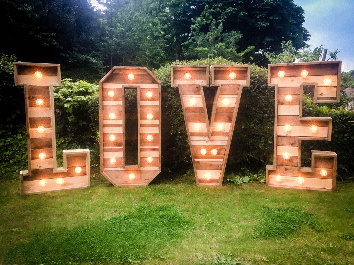ProperlyCo's tweet image. Giant rustic LOVE letters for hire, perfect for weddings. #ReclaimedWood #LetterLights #Love #Rustic #PropHire #Weddings #Events #Surrey