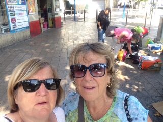 NancyCanaud2017's tweet photo. Dernière journée de campagne au centre ville et à la Paillade ! #circo3402 #legislatives https://t.co/5qJ3huFWy4