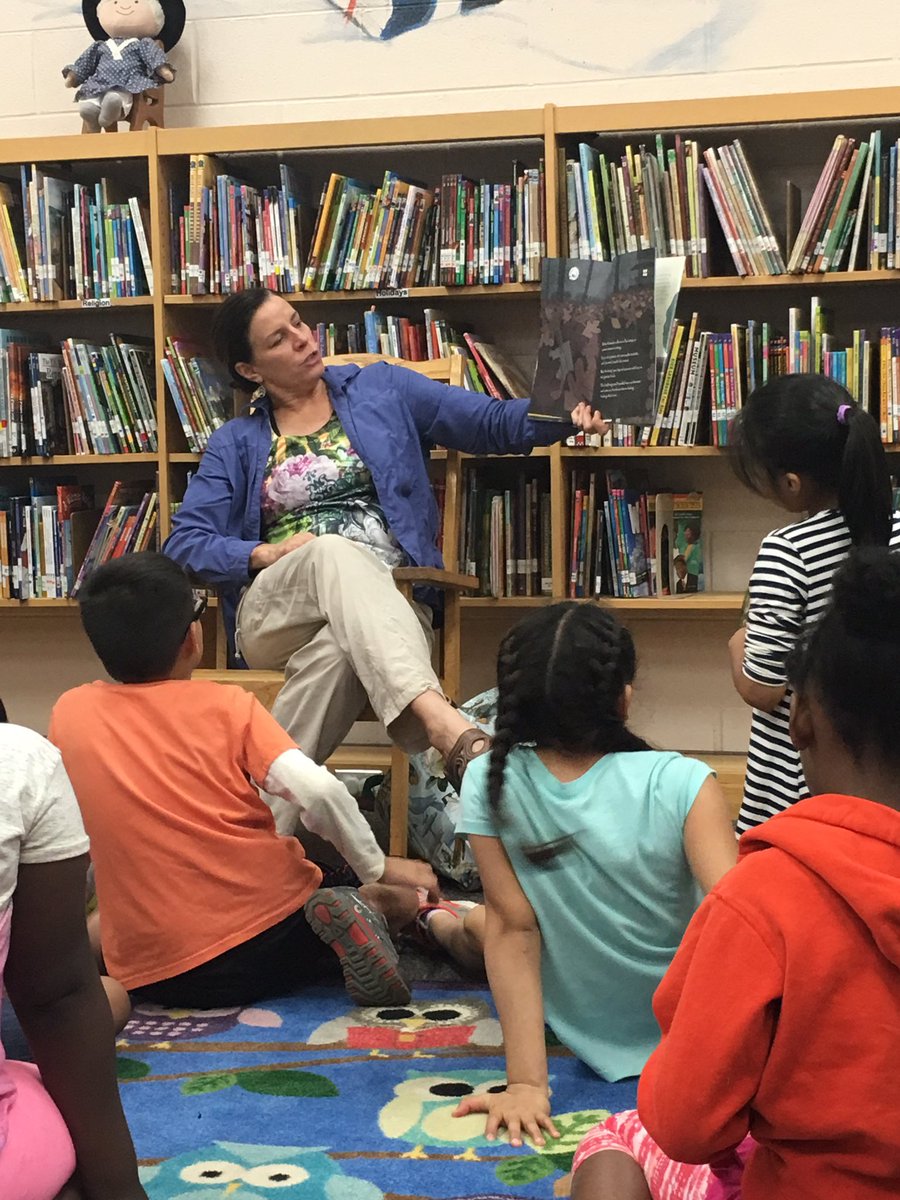 ReadWriteAway's tweet photo. Thank you, Ms. Ginger, for reading "Up in the Garden and Down in the Dirt" to us before guiding us in mindfulness outside! @ReadtobeReadyTN https://t.co/SRAh74aahF