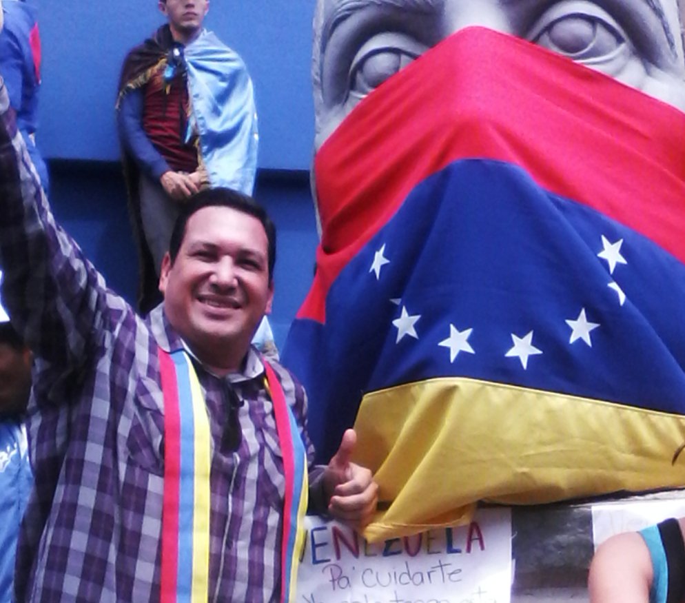 Por nuestra Venezuela en la lucha