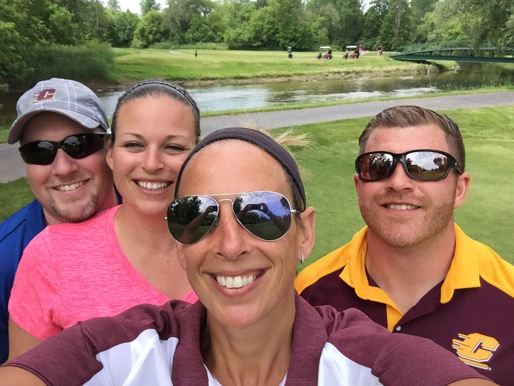 CoachHeatherO's tweet photo. Selfie on 7! #ChipChallenge17 https://t.co/nGIpXTM7d3