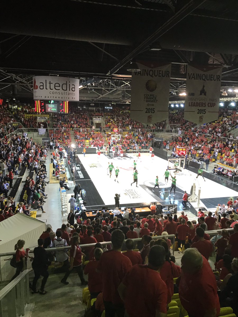 didsahok's tweet photo. 🏀 En place pour le match 5 au Rhenus ! #GoAsvel #SIGASVEL #ObjectifBack2Back https://t.co/4hTjcOlGS7