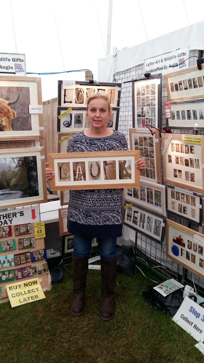 OnlyInTheWild's tweet photo. I think this might be last customer order of very busy day! Last show day 2moro @RoyalCornwall #onlyinthewild #cornwallhour #Boris #Donald https://t.co/JBoiODBnlr