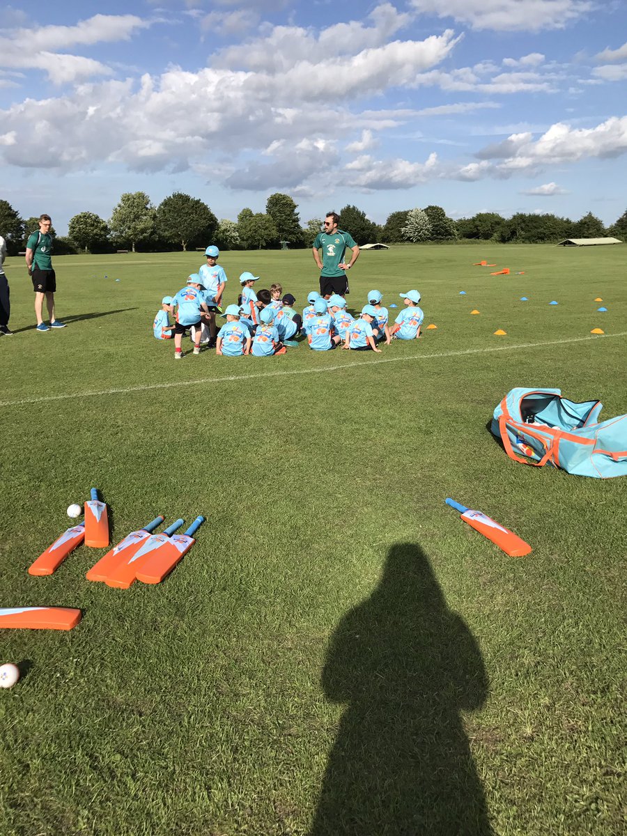 SteelbacksF's tweet photo. First @allstarscricket session at @OfficialGHCC this evening and the sun is shining #futurestars #allstarscricket https://t.co/3zzlQMhYEq