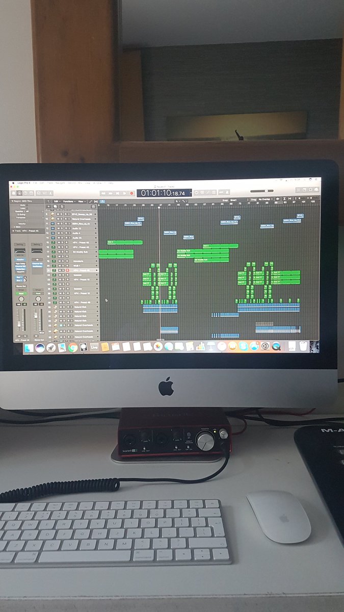 Obelisk_Music's tweet photo. So close to finishing this!! #darkside #house #music #hard #ghastly #producer #friday #obelisk https://t.co/ctdMzYDuIN