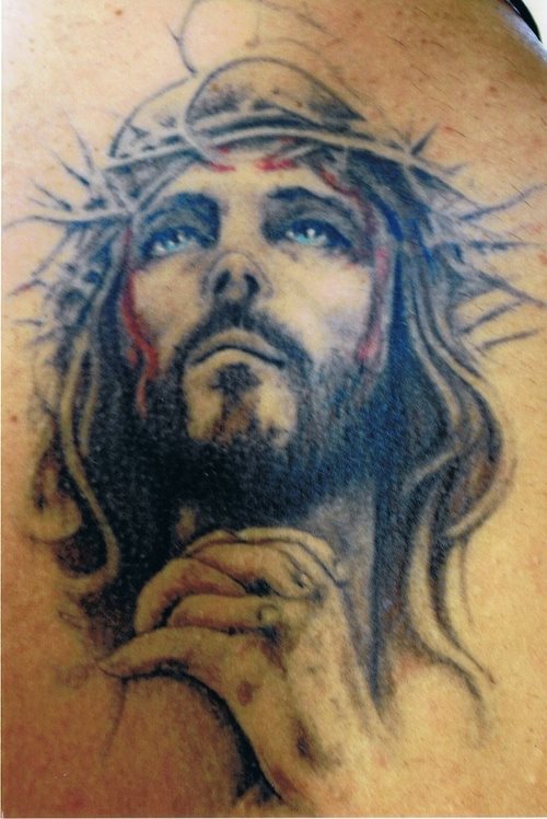 Nella PROVA che si AVVICINA per tutta la Chiesa di Cristo, TENIAMOCI STRETTI A LUI !