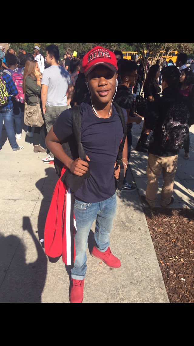 Nogeorge_'s tweet photo. #shortguytwitter 5'7 and a quarter😂😂 https://t.co/EUb5MqjSfJ