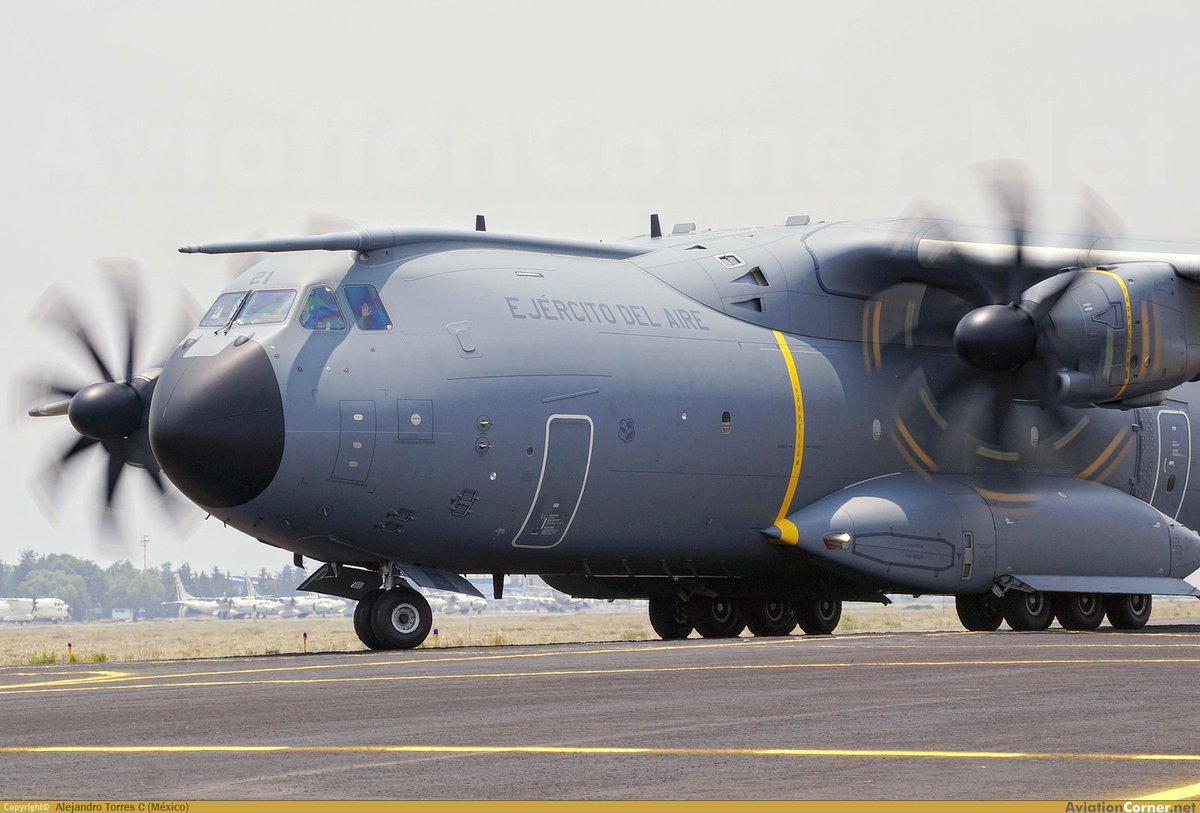 AlekzTC's tweet photo. Airbus A400M https://t.co/KBszEWsjQ9 vía @aviationcorner @EjercitoAire #México #avgeek #A400M #Airbus #Bienvenido #FAMEX2017 https://t.co/lewVXD3WTM