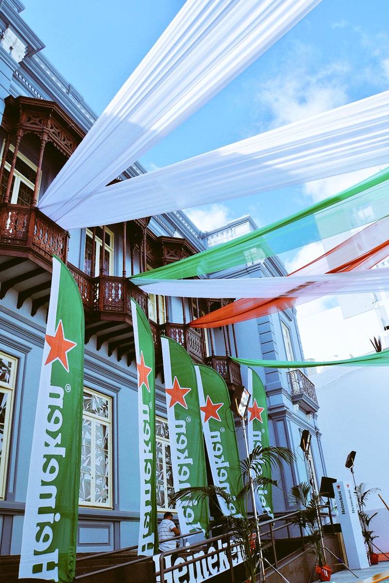 Durante esta tarde desfilarán en @HK_TheHouse los diseñadores consolidados y nuevos talentos de <a href="/GranCanariaMC/">Gran Canaria Moda Cálida</a> #GranCanariaSFW