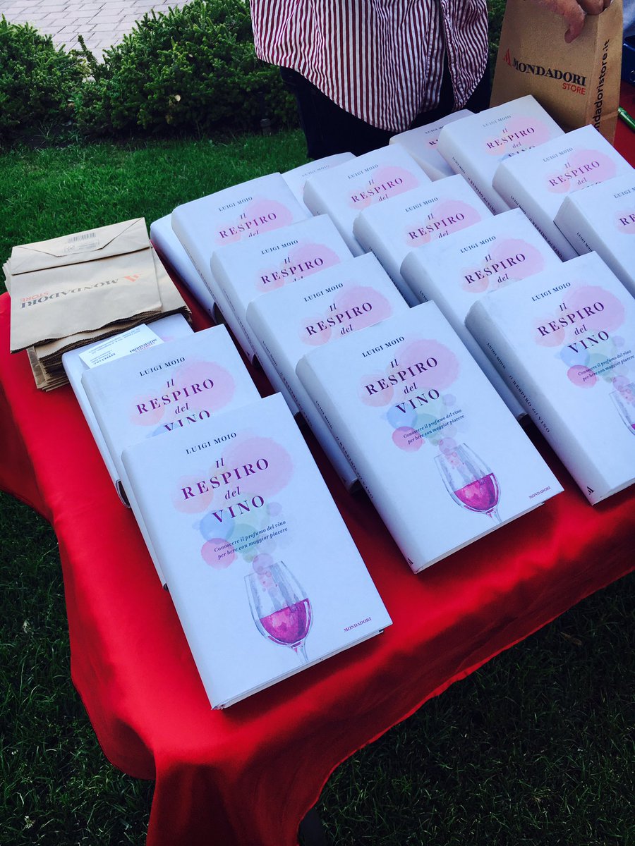 Aspettando un grande amico di #BaronediVillagrande... #luigimoio #ilrespirodelvino #VillaItria