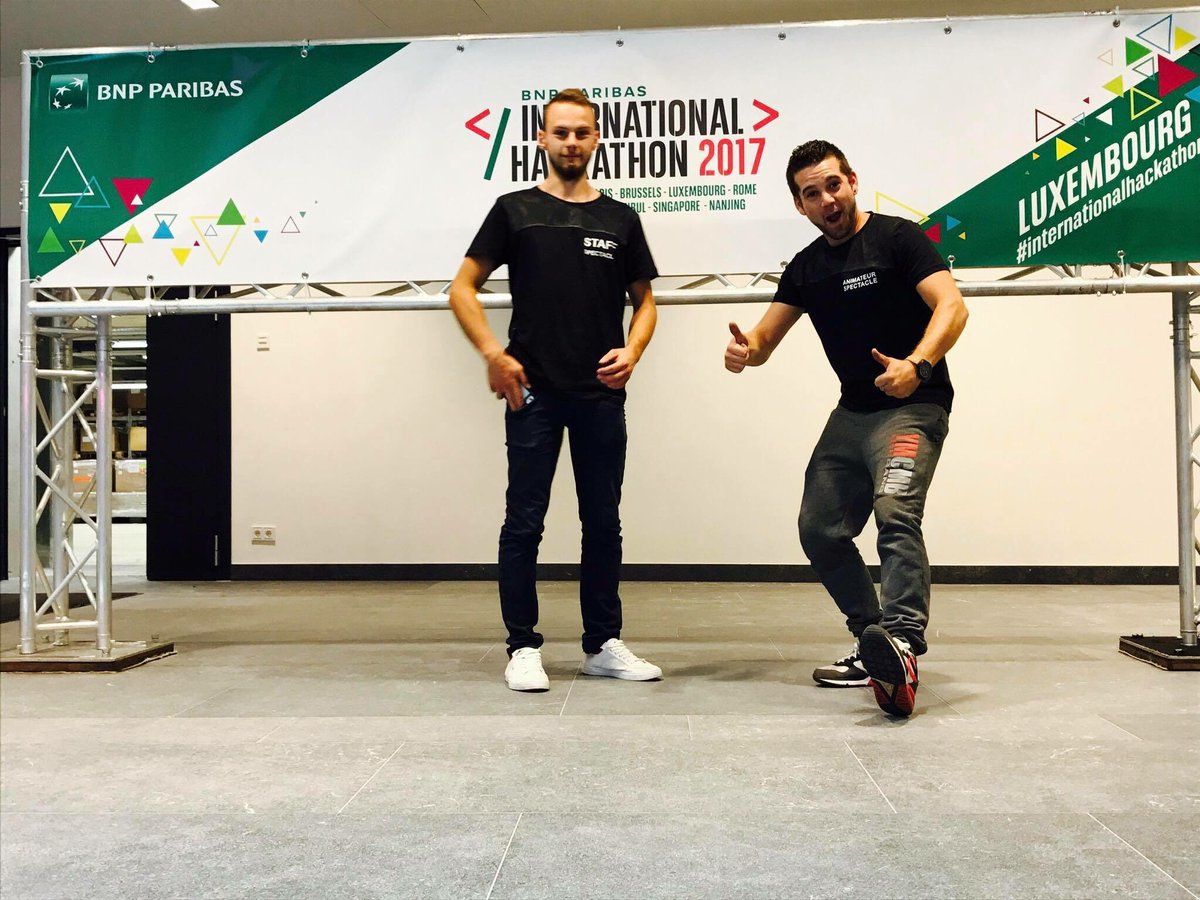 Rafraf57's tweet photo. #hackathon #Luxemburg #sbprodevenement #deejaykeromast @sebastienbaudy https://t.co/bCUyszn4OA