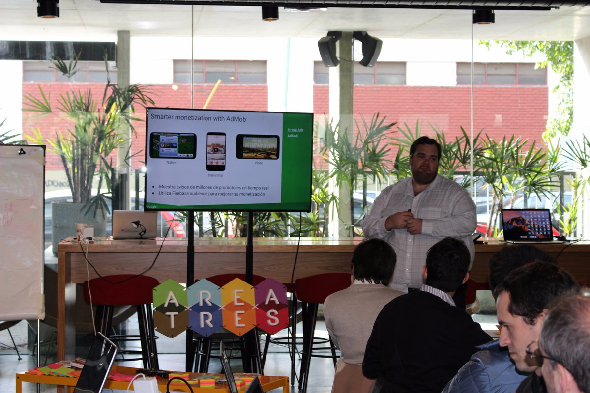 StartupBA's tweet photo. Último tarde con los mentores acá en #GooglelaunchpadBA en @areatres. #emprendedores #entrepreneurs #tech https://t.co/nLJJpfWmDG
