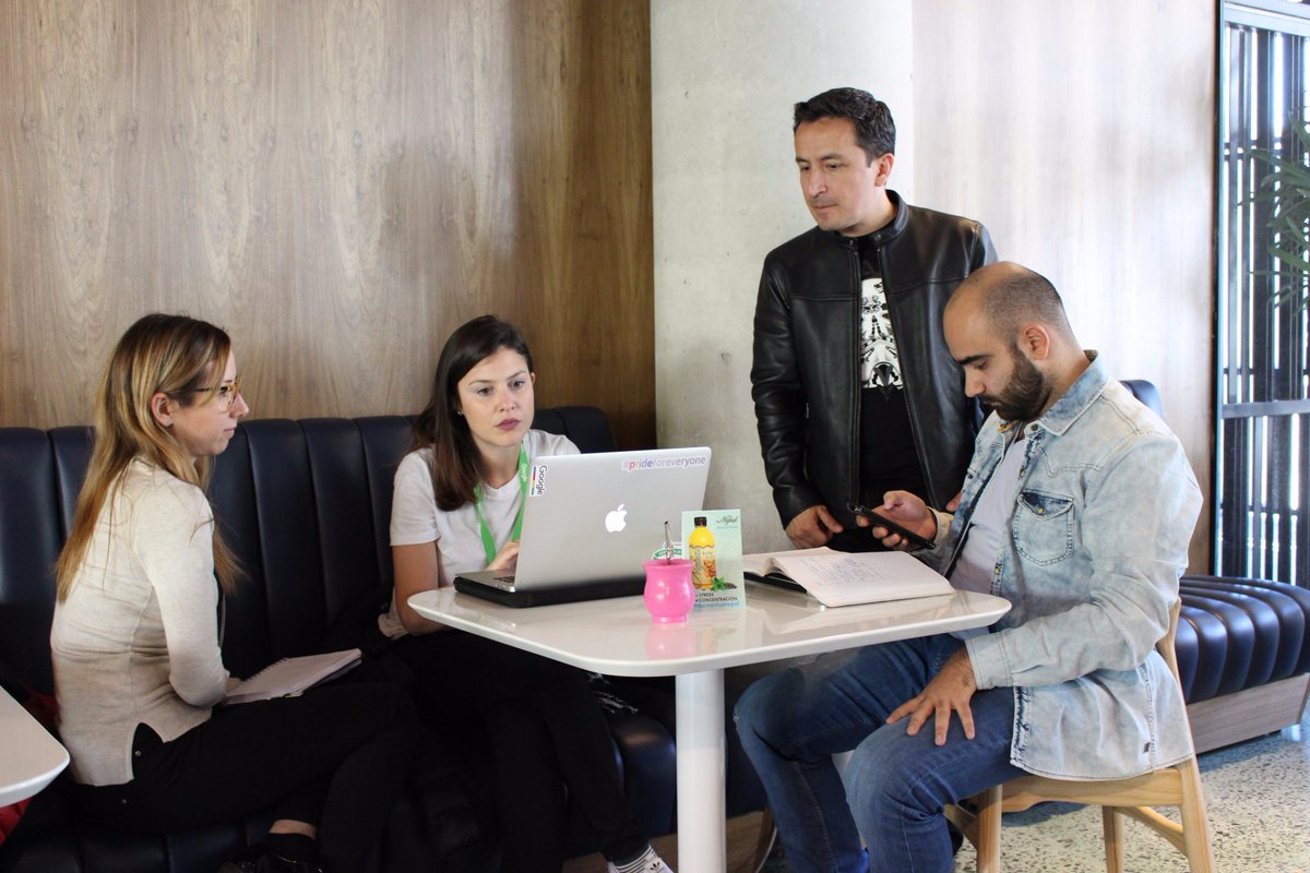 StartupBA's tweet photo. Último tarde con los mentores acá en #GooglelaunchpadBA en @areatres. #emprendedores #entrepreneurs #tech https://t.co/nLJJpfWmDG