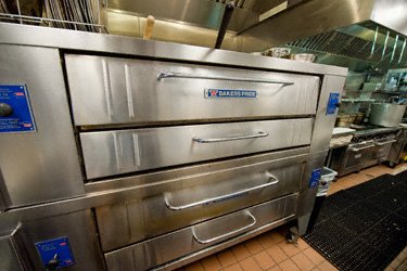 northsidepie's tweet photo. So we've found the source of this smell... It looks like an #oven of sorts. More to follow! https://t.co/pInATzwzGc