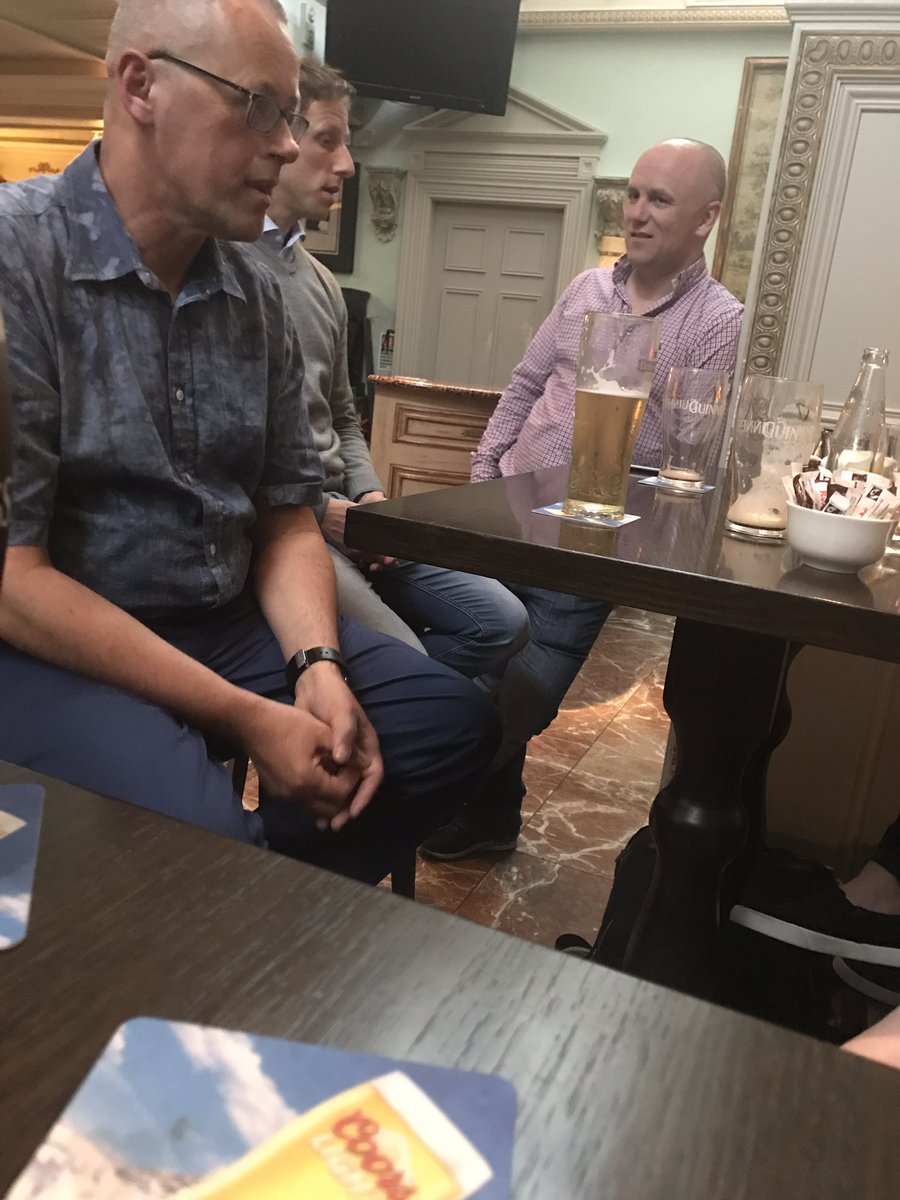 Social Limerick in full swing again this week. @BrianPDownes @jmcnamaracoach <a href="/BPatgalaxy/">Pat Burke</a> deep in conversation