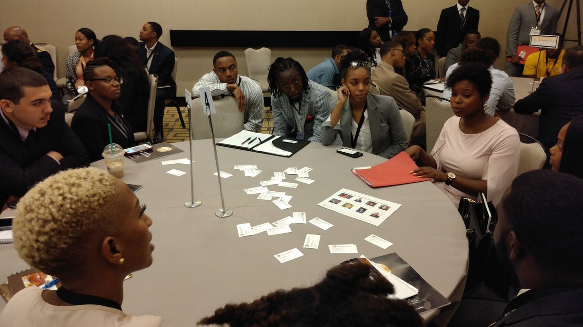 100BlackMenPHL's tweet photo. #Collegiate100 participants listen to recruiters helping them prepare for careers #C100BMSF
#100BMSF #IGNITETHE100 https://t.co/gFtKgUCWvc