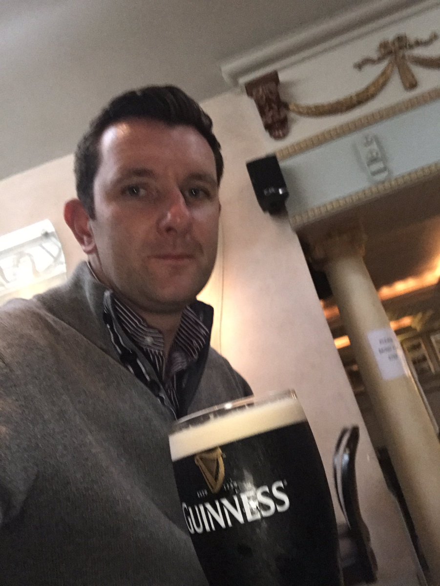 May as well get a pint in! Business chat &amp; social chat... great mix! #SOCLIM #limerick #business #networking