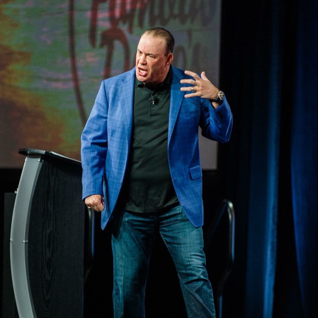 jontaffer's tweet photo. I'm giving a way a pair of VIP tix to come meet me at #RescueTour SAN JOSE! Retweet to win! https://t.co/DRItaBhwQp 🎟 https://t.co/PzSregEhOT