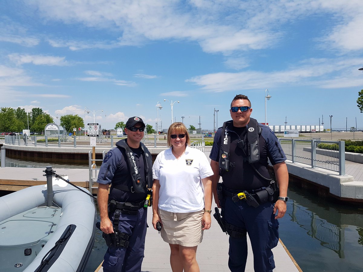 HOPAports's tweet photo. Partners in Safety: @HPSMarine @HamiltonPort #OperationSafeandSober #hamiltonharbour https://t.co/09jPe3PMLd