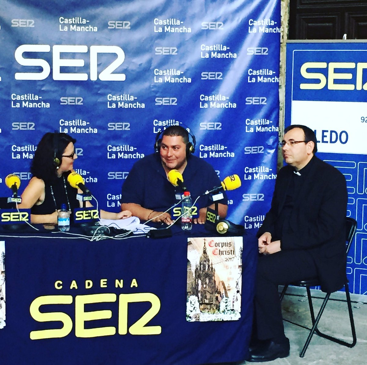 DunleavyBernard's tweet photo. The Corpus Christi radio show! #CorpusChristi #radioser #toledocathedral #toledo @SER_Toledo https://t.co/k2nW8SvxHd
